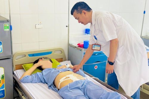 Hoại tử đại tràng sau 6 tháng 'detox' bằng chanh muối tại nhà