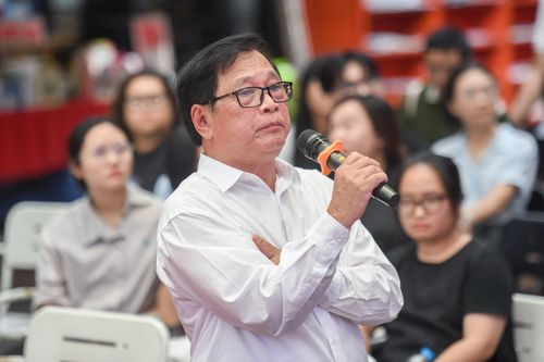 Thấy gì từ doanh thu hơn 31 tỷ đồng trong 6 tháng của Đường sách?