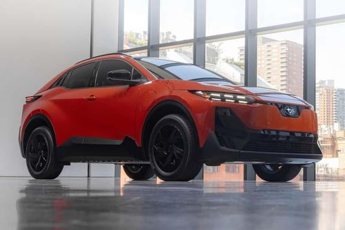 Xe điện mới của Subaru ra mắt, mạnh ngang WRX