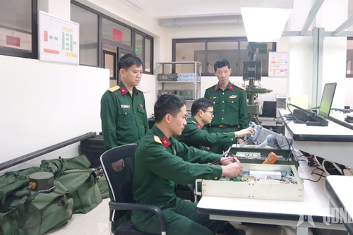 Tạo đột phá trong nghiên cứu khoa học về tác chiến điện tử