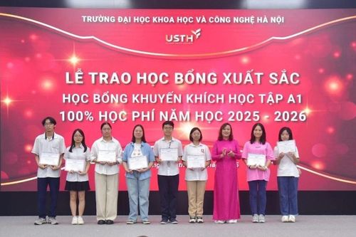 USTH trao học bổng 'Hạt giống Tài năng' cho thí sinh có thành tích xuất sắc trong kỳ xét tuyển đầu vào