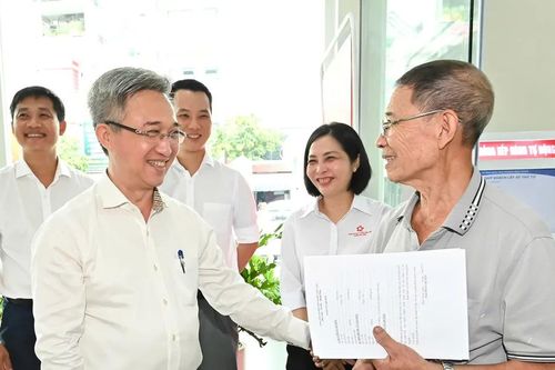 Phó Bí thư Thành ủy TPHCM Đặng Minh Thông lưu ý địa phương không làm phát sinh thủ tục hành chính