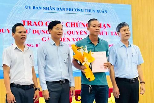 Phường Thủy Xuân – địa phương đầu tiên ở TP Huế cấp mới Giấy chứng nhận quyền sử dụng đất