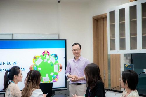 Vai trò then chốt của lãnh đạo nhà trường trong đổi mới giáo dục