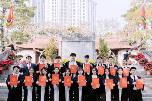 Ngôi trường tốp đầu Bắc Ninh về điểm trung bình môn Văn, Ngoại ngữ