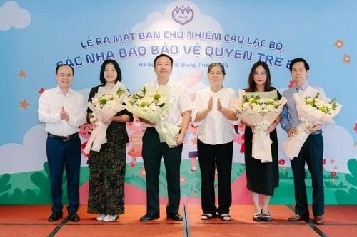 Ra mắt Câu lạc bộ Nhà báo bảo vệ quyền trẻ em