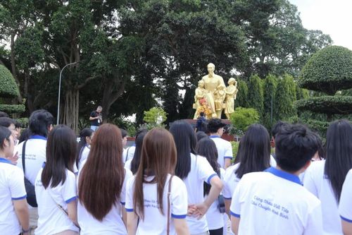 Trại hè Việt Nam 2025: Kết nối kiều bào với lịch sử và văn hóa tỉnh Đắk Lắk