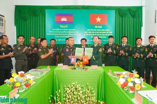 Hội đàm quản lý, bảo vệ biên giới với các đơn vị Trung Quốc, Campuchia