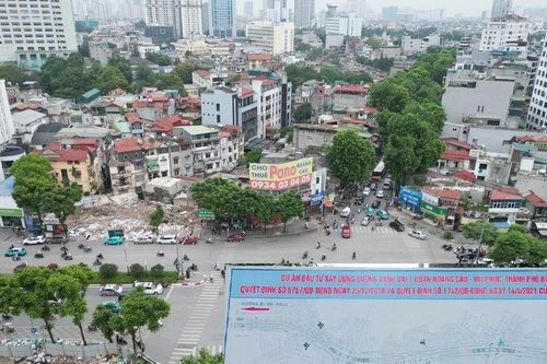 Hiện trạng đường Vành đai 1 Hoàng Cầu - Voi Phục vừa lùi tiến độ mặt bằng