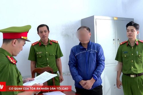 Nhân viên ngân hàng lừa đảo chiếm đoạt 1 tỷ đồng