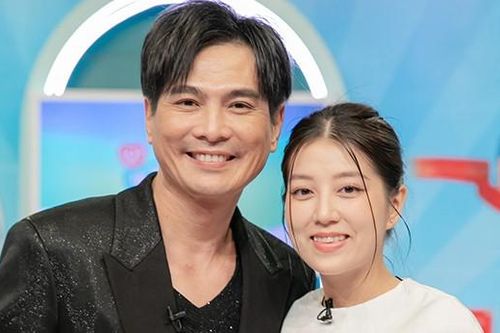 'Chàng lãng tử miền Tây' tiết lộ tài sản sau 30 năm ca hát và bà xã kín tiếng