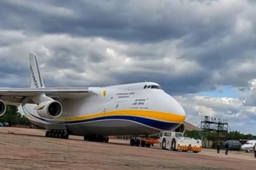 Siêu vận tải cơ lần đầu rời Ukraine kể từ khi bùng nổ xung đột với Nga
