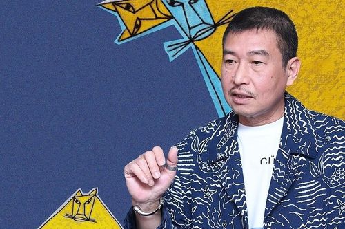 'Chập tối, anh Cương gọi nhờ tôi kiếm cho que sắt giống hệt cái đũa cả'