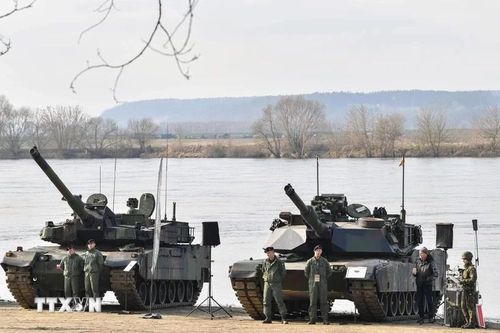 Ukraine đề xuất thử nghiệm vũ khí nước ngoài trên tiền tuyến