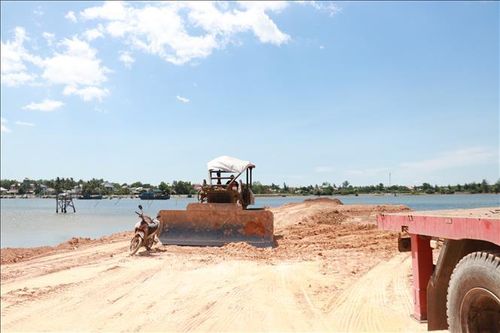 Đẩy nhanh tiến độ dự án Đường ven biển kết nối hành lang kinh tế Đông Tây