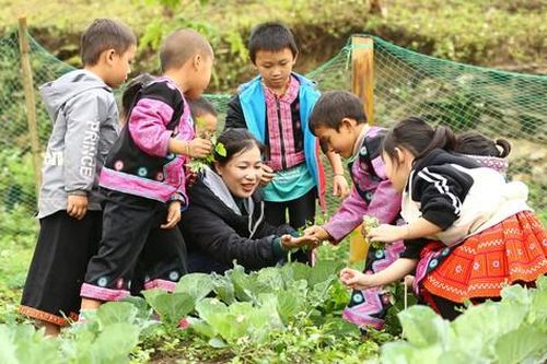 Chắp cánh ước mơ cho trẻ em vùng khó khăn
