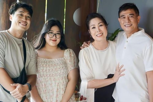 NSND Hồng Vân viên mãn ở tuổi U60, hạnh phúc bên lãng tử Lê Tuấn Anh