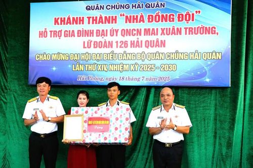 Lữ đoàn 126 Hải quân khánh thành và bàn giao Nhà đồng đội