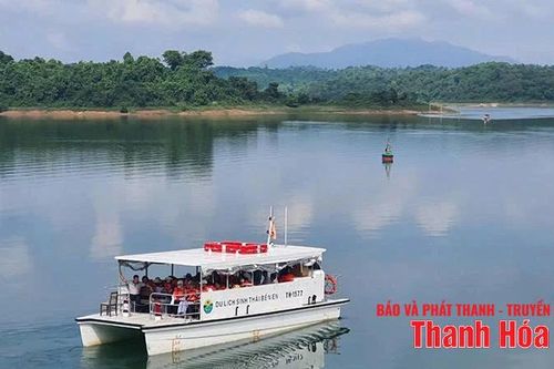 Phát triển du lịch sinh thái cộng đồng ở Vườn quốc gia Bến En