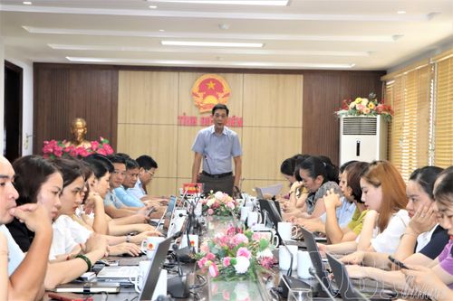 Tập huấn kỹ năng tiếp nhận giải quyết thủ tục hành chính cho cán bộ, công chức cấp xã