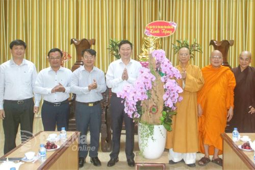Lãnh đạo Sở Dân tộc và tôn giáo thăm Ban Trị sự Giáo hội Phật giáo Việt Nam tỉnh Đồng Nai