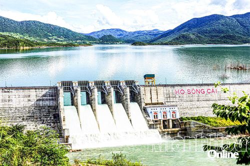 Chuyện đưa nước về vùng đất 'khát'