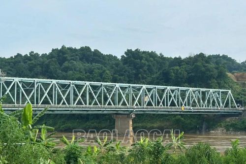 Triển khai sửa chữa cầu Yên Bái bắc qua sông Hồng, trên Quốc lộ 37