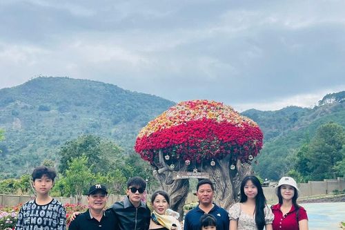 Mùa hè gắn kết yêu thương