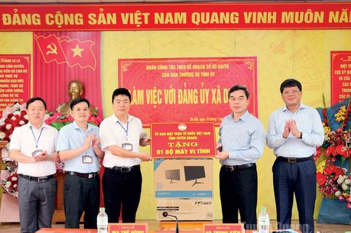 Phó Bí thư Tỉnh ủy Ma Thế Hồng làm việc với các xã Du Già, Đường Thượng
