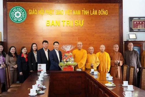 Lâm Đồng: Lãnh đạo Sở Dân tộc và Tôn giáo thăm Ban Trị sự GHPGVN tỉnh