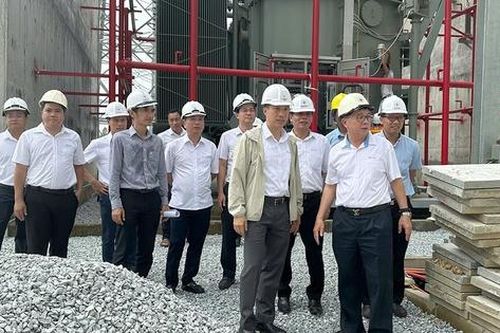 Tổng giám đốc EVNNPT đôn đốc tiến độ 4 dự án truyền tải điện tại tỉnh Phú Thọ