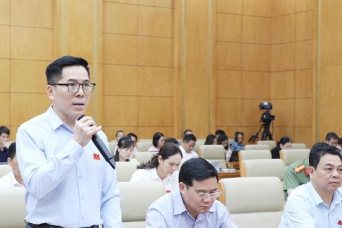 Phiên chất vấn tại Kỳ họp thứ 34, HĐND tỉnh Cao BằngCần giải pháp căn cơ cho dạy và học tập trung