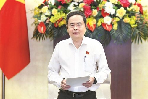 Nhân lực chất lượng cao - nền tảng cho tăng trưởng nhanh và bền vững
