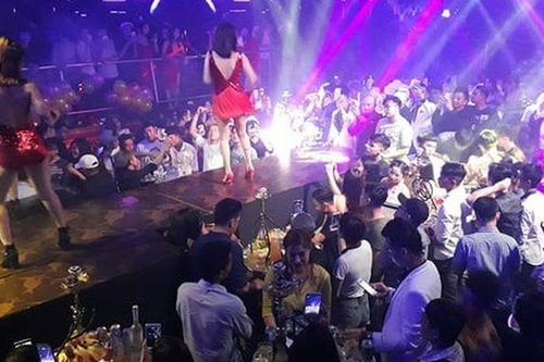 Từ năm 2026, vũ trường, karaoke, massage sẽ bị đánh thuế tiêu thụ đặc biệt như thế nào?