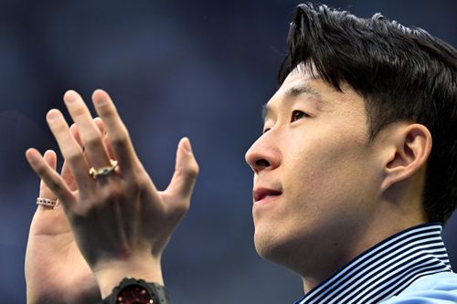 HLV úp mở khả năng Son Heung-min chia tay Tottenham