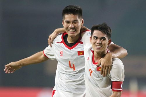 HLV Kim Sang-sik: 'U23 Việt Nam thắng U23 Lào nhờ sự ổn định'