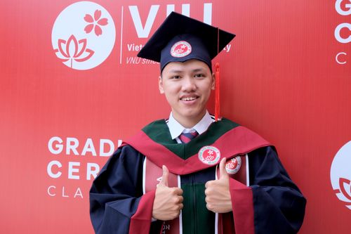 Từ TP.HCM ra Hà Nội học, nam sinh tốt nghiệp thủ khoa đại học