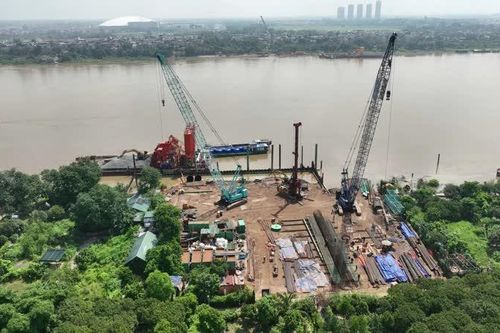 Dự án cầu Tứ Liên, đua tiến độ từ những ngày đầu tiên