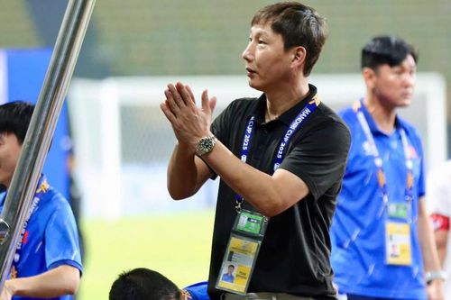 HLV Kim Sang Sik: 'U23 Việt Nam phải tập trung vào chính mình'