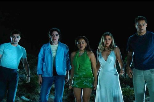 'I Know What You Did Last Summer' tái ngộ khán giả sau gần 30 năm