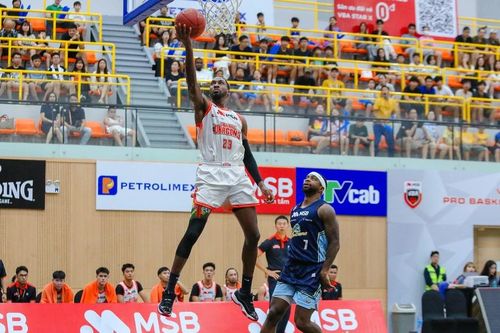 VBA 2025: Danang Dragons áp đảo đội bóng khách mời