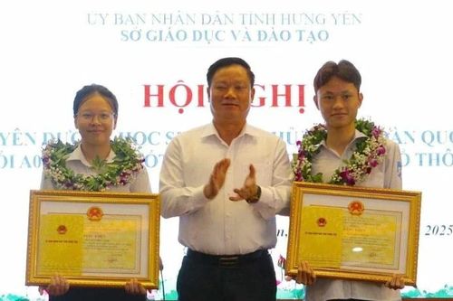 Hưng Yên: Nhiều môn thi tốt nghiệp Trung học phổ thông có số điểm 10 nằm trong top đầu toàn quốc