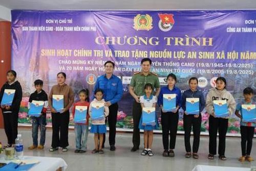Nhiều công trình giáo dục truyền thống và an sinh xã hội được trao tặng tại vùng cao Đà Nẵng