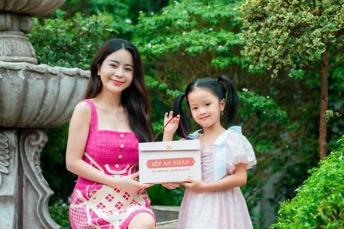 Trợ thủ của cha mẹ trong hành trình nuôi dạy con thời hiện đại