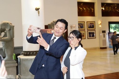 Điện ảnh Việt trong mắt 'trùm phản diện' phim Hàn Quốc Park Sung Woong