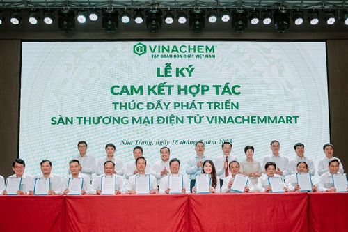 Vinachem kiên định mục tiêu tăng trưởng 8%