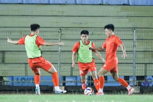 U23 Việt Nam thể hiện quyết tâm cao trước trận ra quân giải Đông Nam Á; MU đạt thỏa thuận chiêu mộ 'bom tấn' với mức giá giật mình
