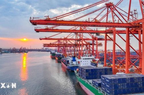 Kinh tế Trung Quốc có thể đánh mất điểm tựa xuất khẩu do thuế quan Mỹ