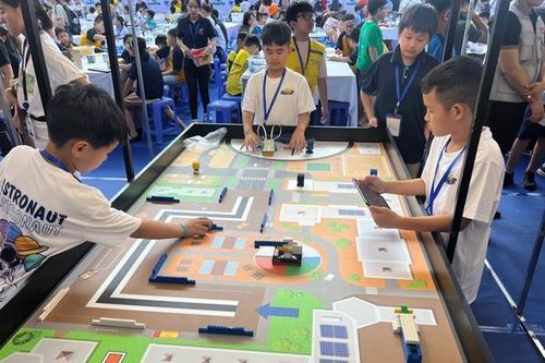 53 đội tham gia cuộc thi Robotacon tỉnh Gia Lai mở rộng năm 2025