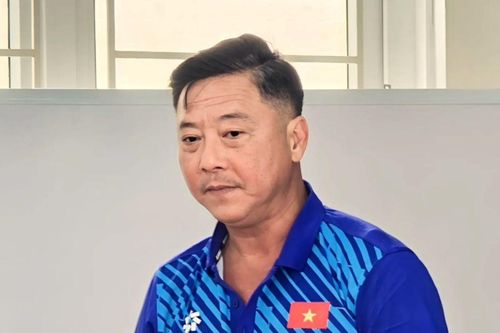 Ngày trở lại của HLV Lê Huỳnh Đức